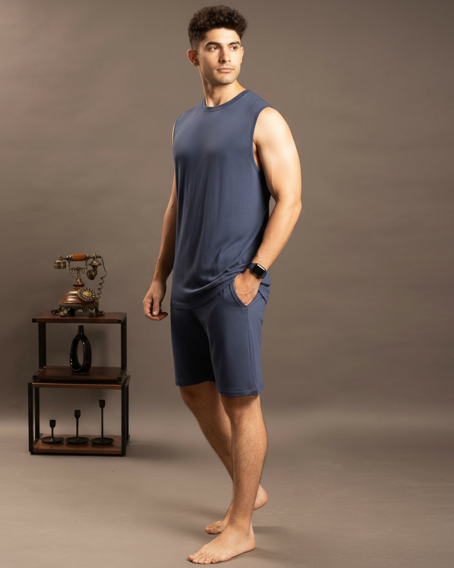 Mens casual AirKnit bamboo t-shirt in Navy Blue
Sustainable fabric for soft breathable comfort