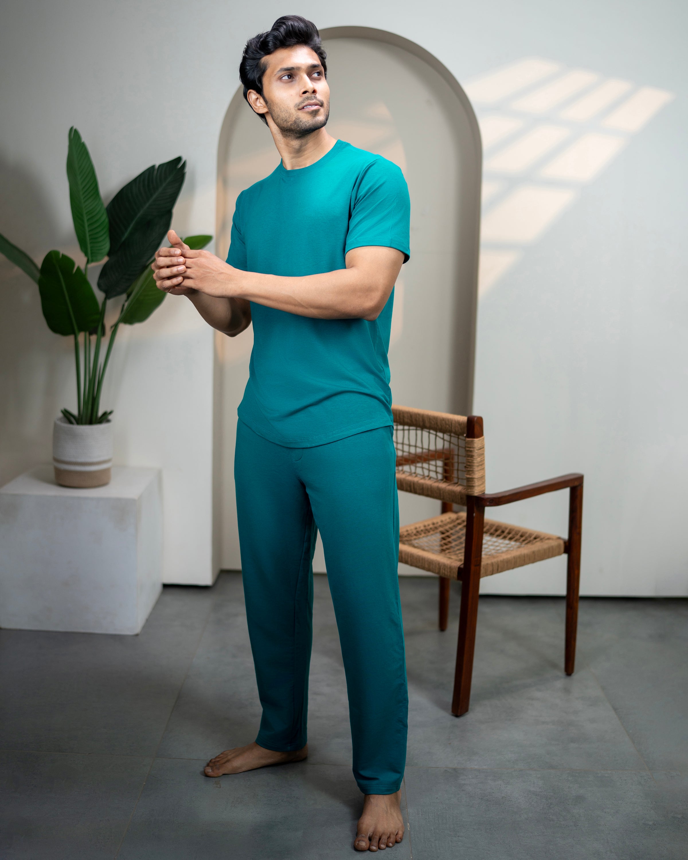 Women’s Cosmo T-Shirt + Pant Teal Green
Smooth premium fabric soft touch set
Relaxed fit casual T-Shirt and pant
Sustainable comfortable loungewear
Teal Green two-piece set for women
Urbanite Bamboo Pant Teal Green, minimalist women’s sleepwear
Teal Green bamboo pants with soft waistband comfort
Women’s eco bamboo pants in Teal Green for lounging
Urbanite Teal Green sleep pants with smooth drape
Soft bamboo lounge pants Teal Green by Softsleep
Breathable and soft bamboo women’s pants in Teal Green