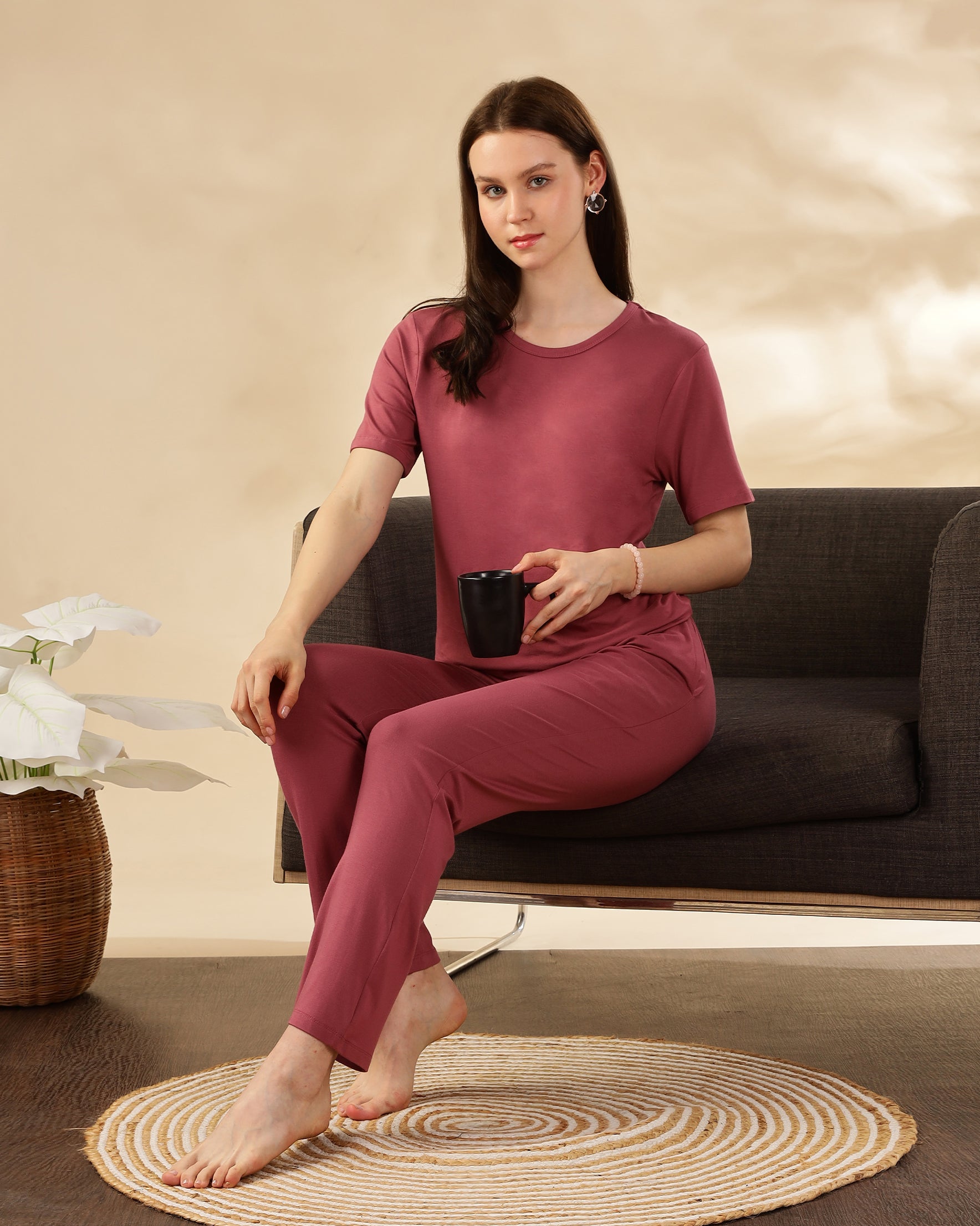 Celine T-Shirt + Pant Wild Rose for women
Soft smooth bamboo knit fabric
Eco conscious sustainable lounge set
Casual wear bamboo tee and pant
Everyday essential matching set
Celine T-Shirt + Pant Wild Rose for women
Soft smooth bamboo knit fabric
Eco conscious sustainable lounge set
Casual wear bamboo tee and pant
Everyday essential matching set