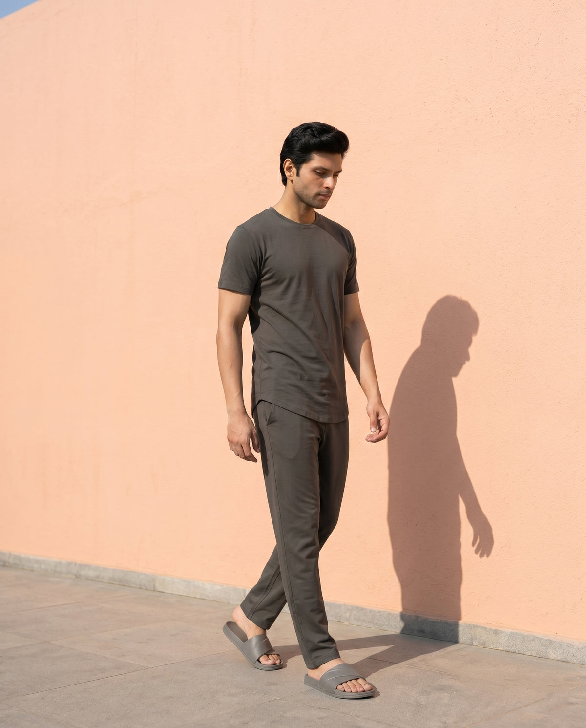 A men's charcoal Cosmo half sleeve style from Softsleep, combining smooth bamboo cotton with easy comfort for everyday wear.