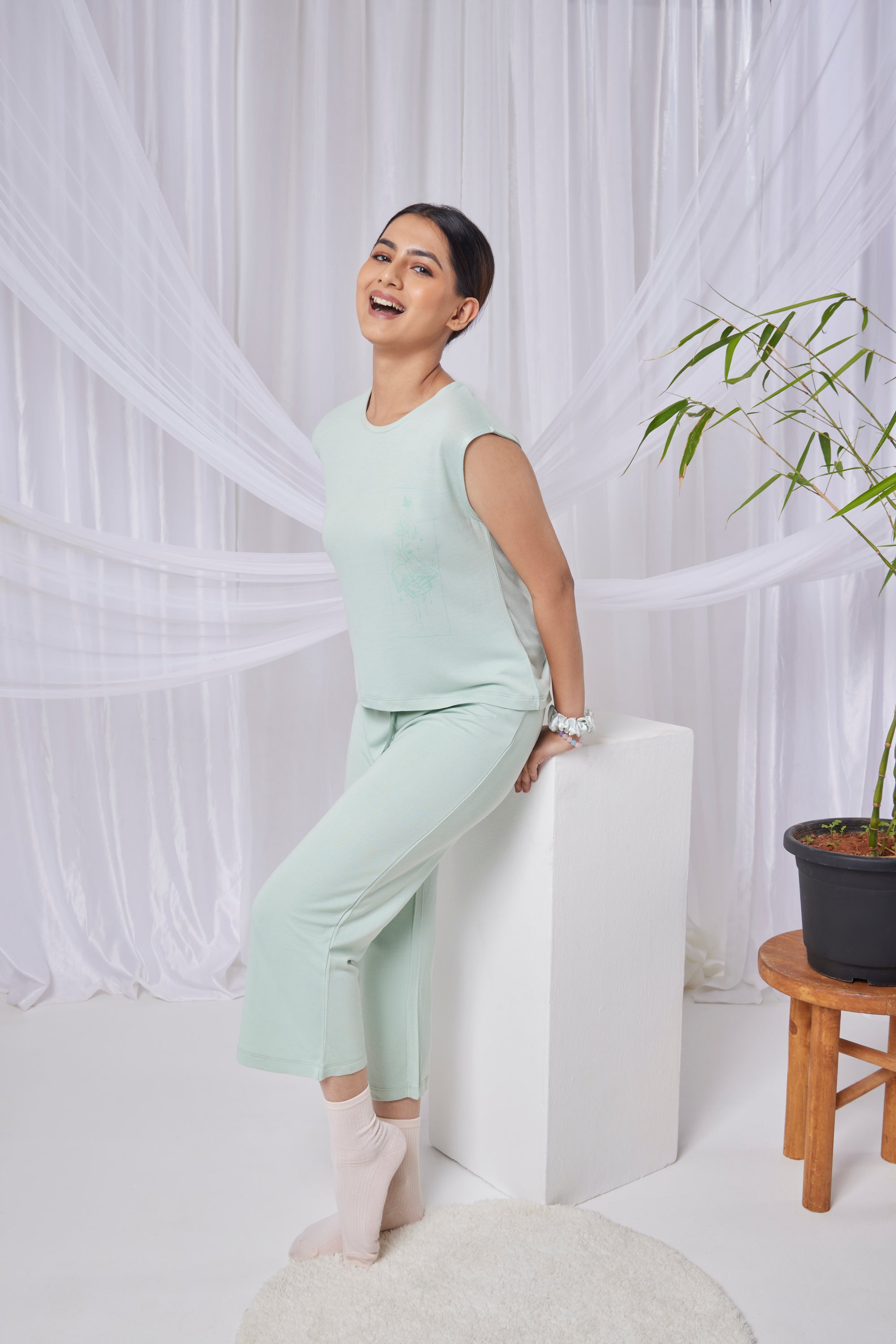 Nova Capri Pant  (Fresh Mint)