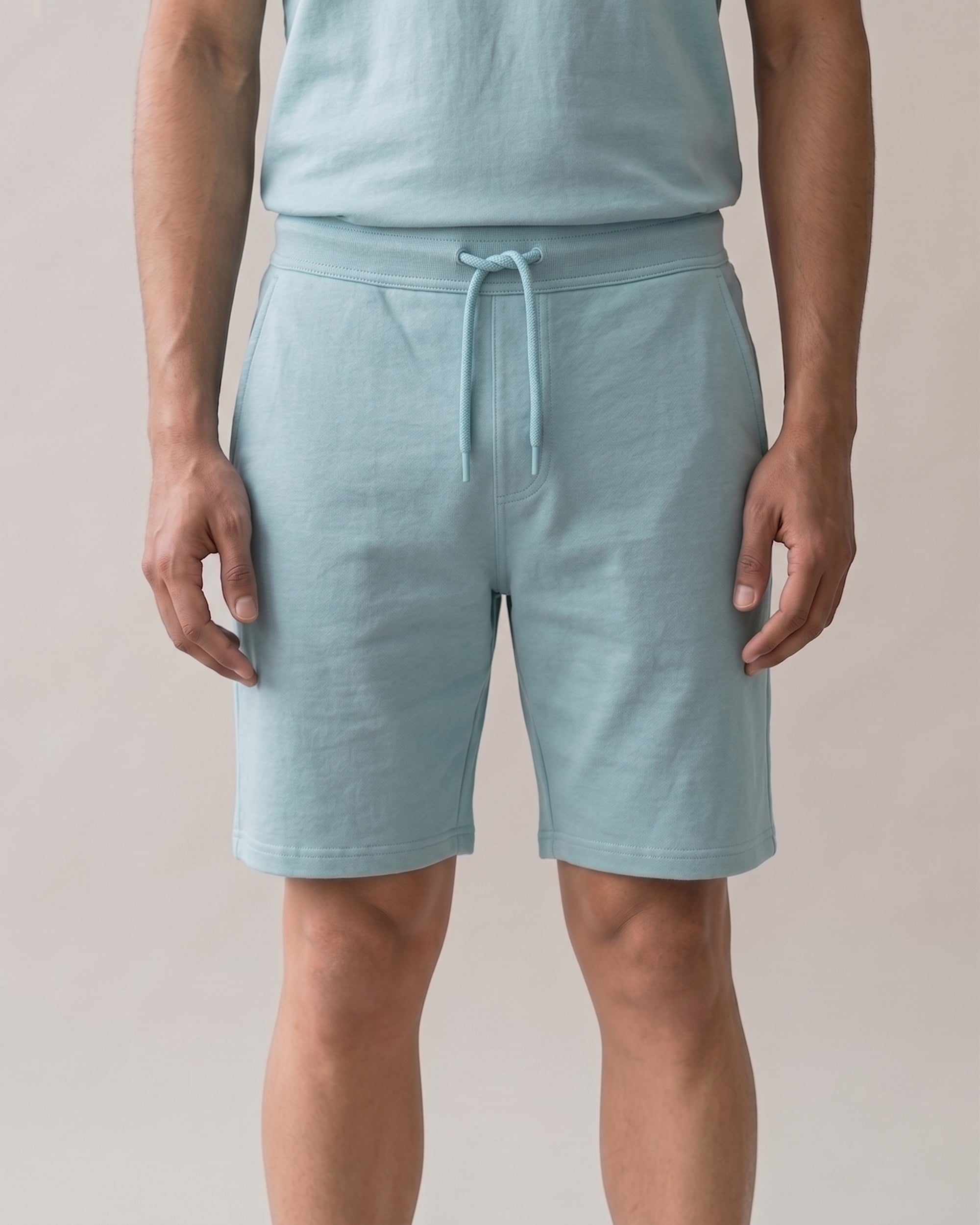 Nile blue men’s relaxed tee featuring bamboo fabric, soft cotton comfort and breathable thermoregulating performance