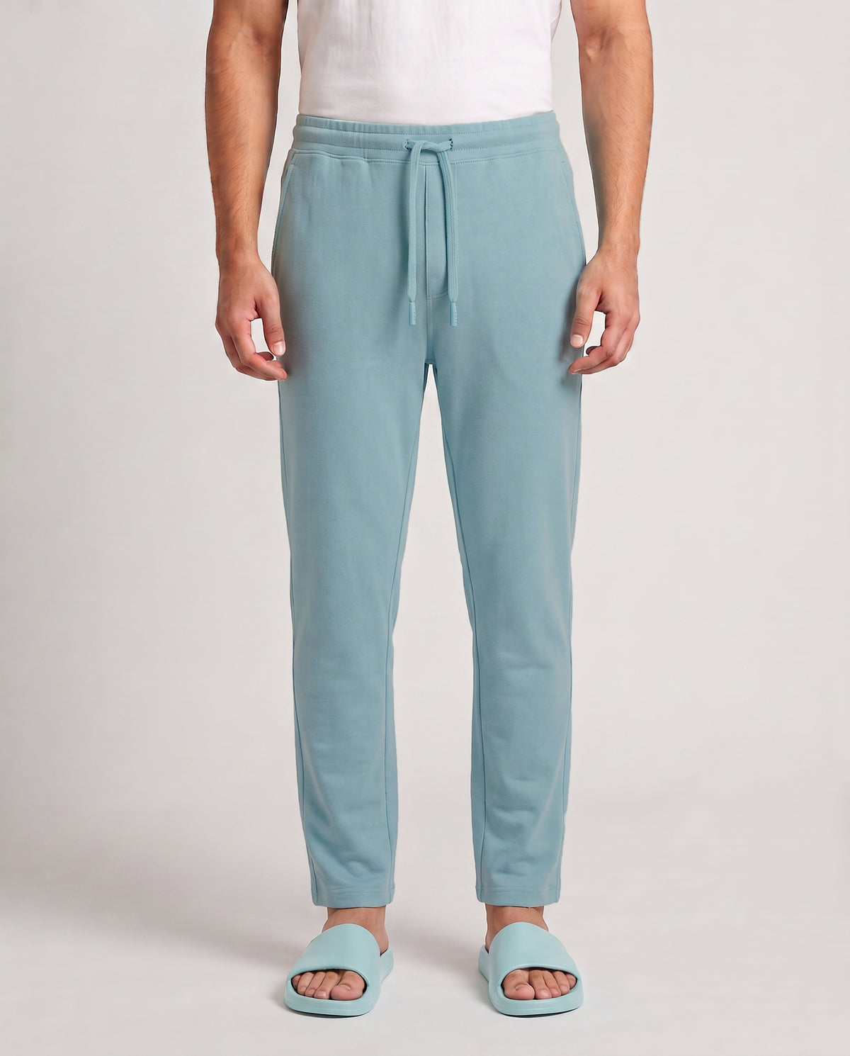 Nile blue men’s modern fit lounge top with bamboo fabric, soft cotton comfort and breathable thermoregulating performance