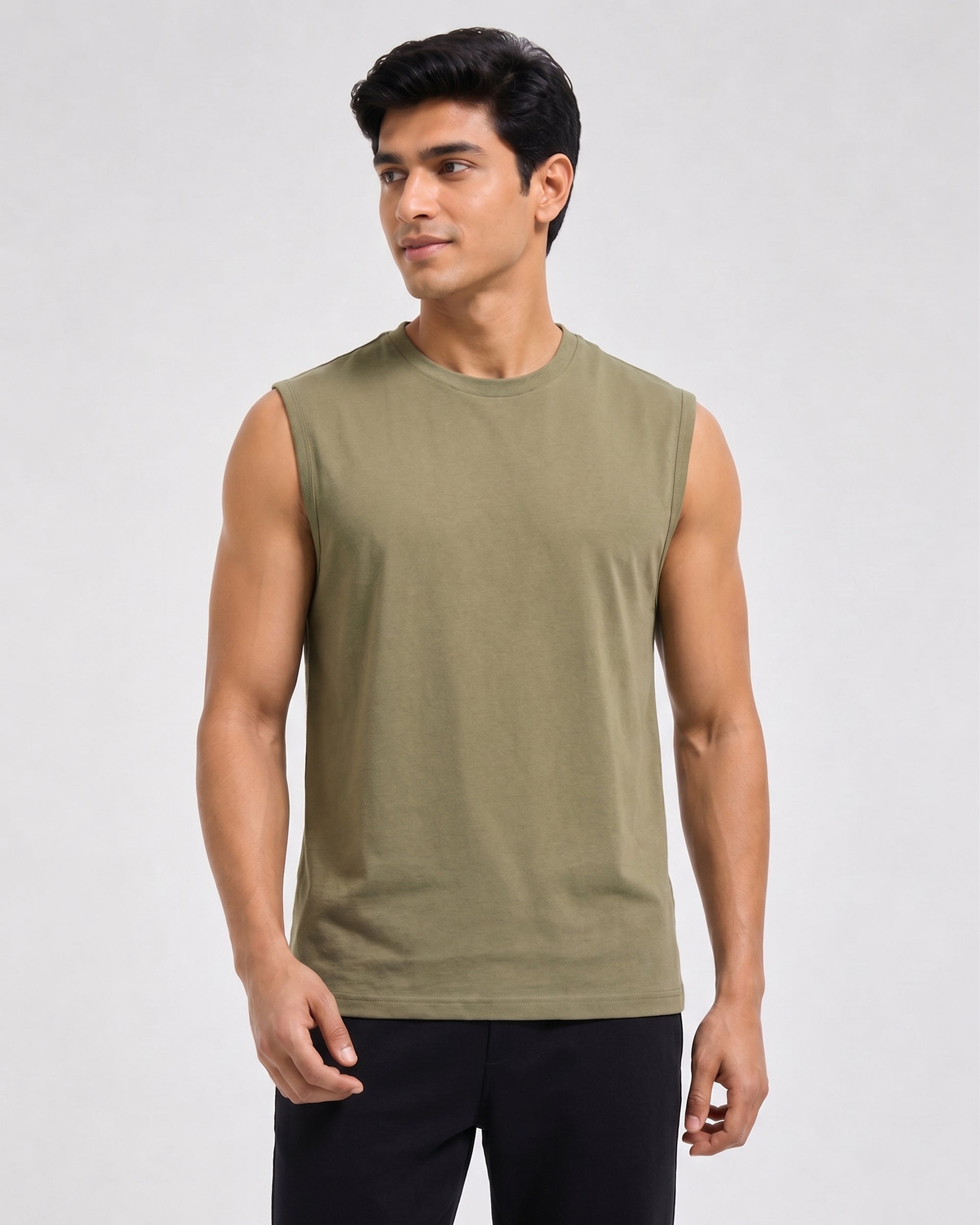 Olive green men's breathable tee with bamboo fabric for lightweight thermoregulating comfort