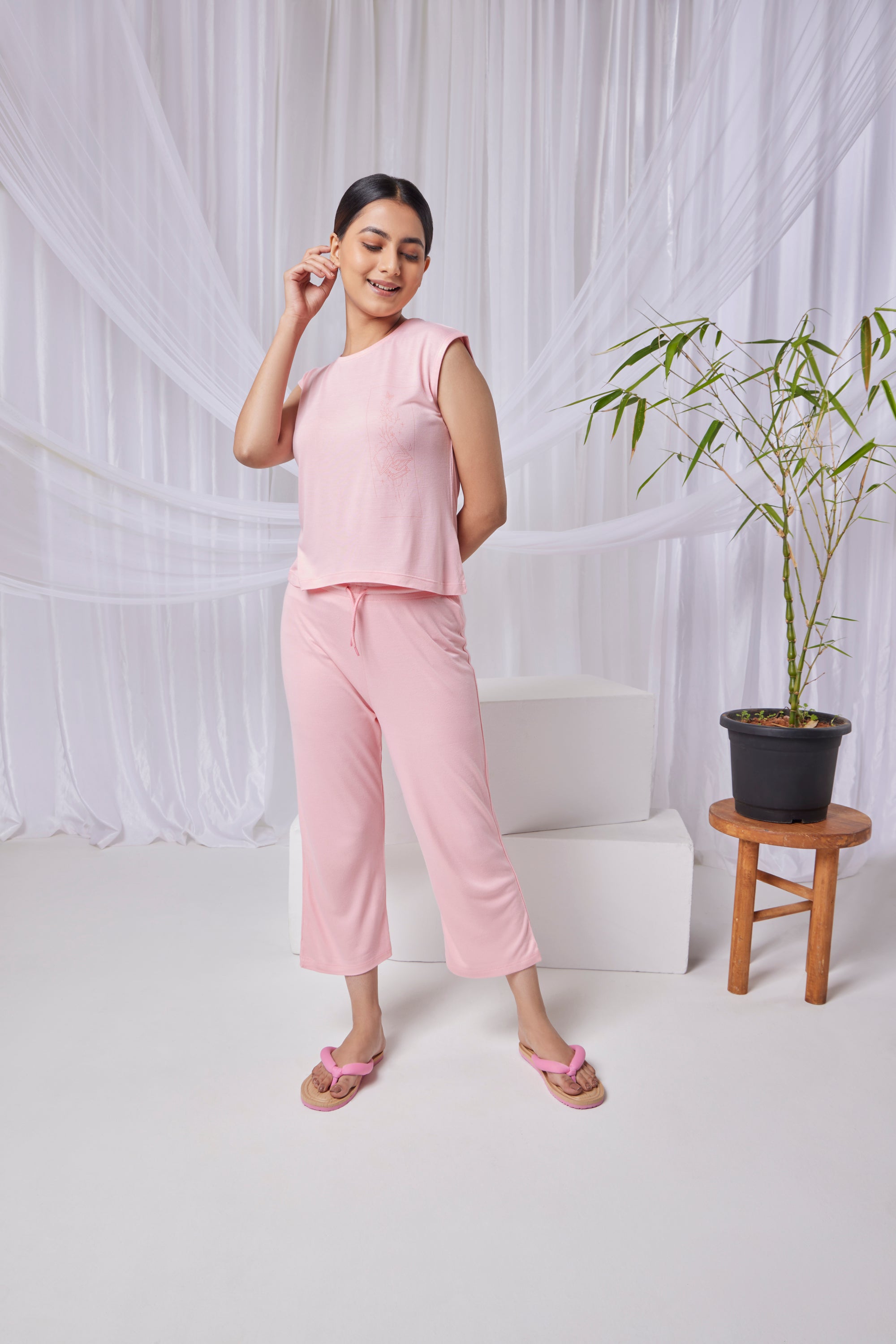 Nova Capri Pant  (Pink Candy)