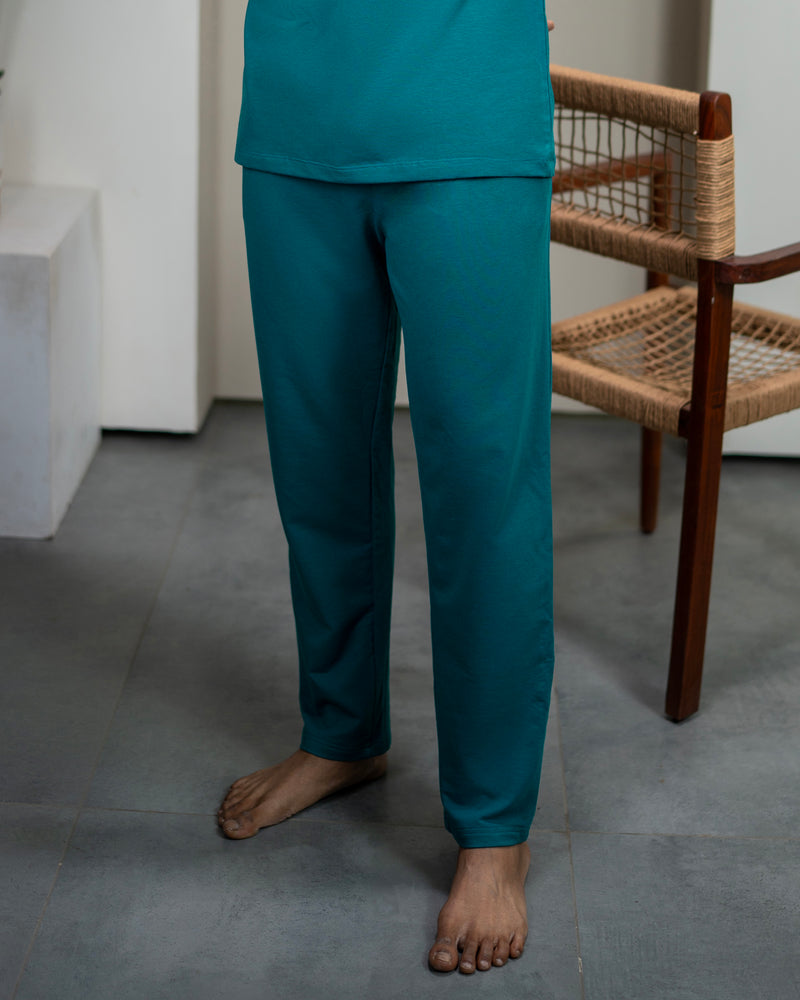 SoftSleep mens AirKnit tee and pant in Teal Green  
Ultra soft sustainable set designed for all day wear
Teal Green Cosmo T-Shirt + Pant
Lightweight breathable fabric lounge set
Comfort fit casual T-Shirt and pant
Durable high quality casual wear
Classic Teal Green two-piece outfit
Urbanite Bamboo Pant in Teal Green, ultra soft bamboo sleep pants for women
Teal Green Urbanite Bamboo Pants made from breathable bamboo fabric
Women’s Urbanite Bamboo Sleep Pants in Teal Green with relaxed comfort
Softsleep Urba